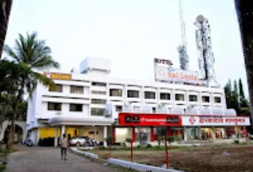ホテル Saileela Osmanabad