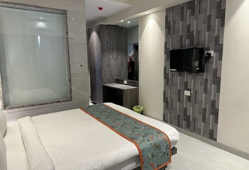 בית מלון כפרי Shubham Comforts