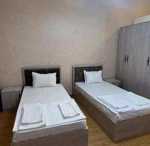 ホテル Tapchan Guest House