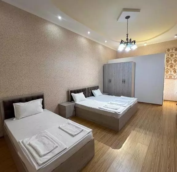 ホテル Tapchan Guest House