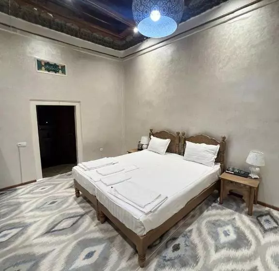 ホテル Tapchan Guest House