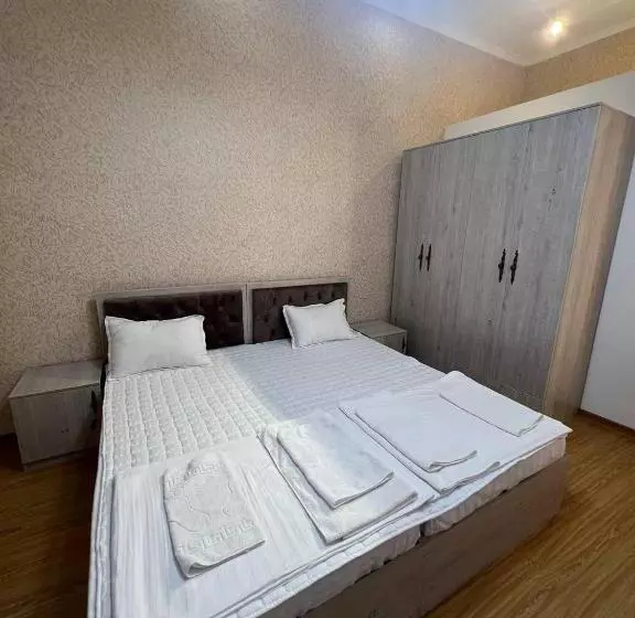 ホテル Tapchan Guest House