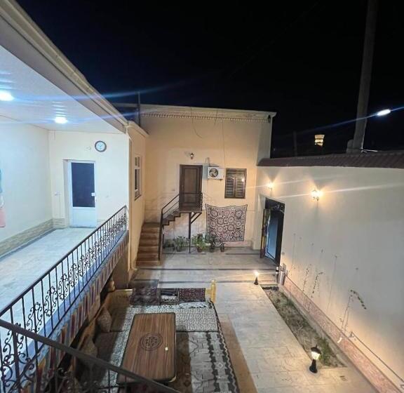 فندق Tapchan Guest House