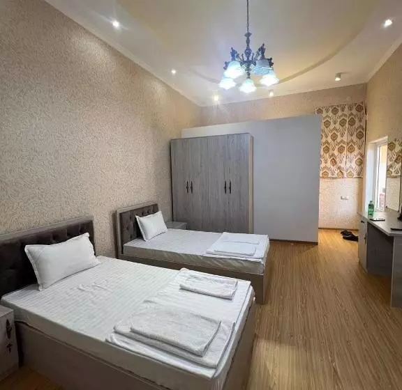 ホテル Tapchan Guest House