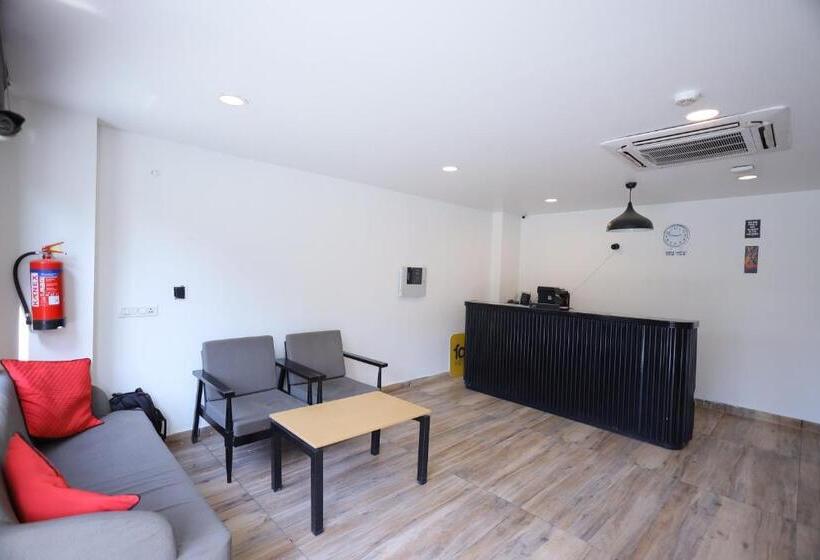 Отель Wedlock Near Artemis Hospital