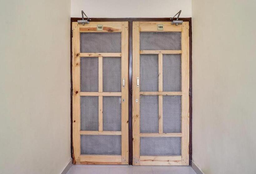 Oyo Hotel Divine Home