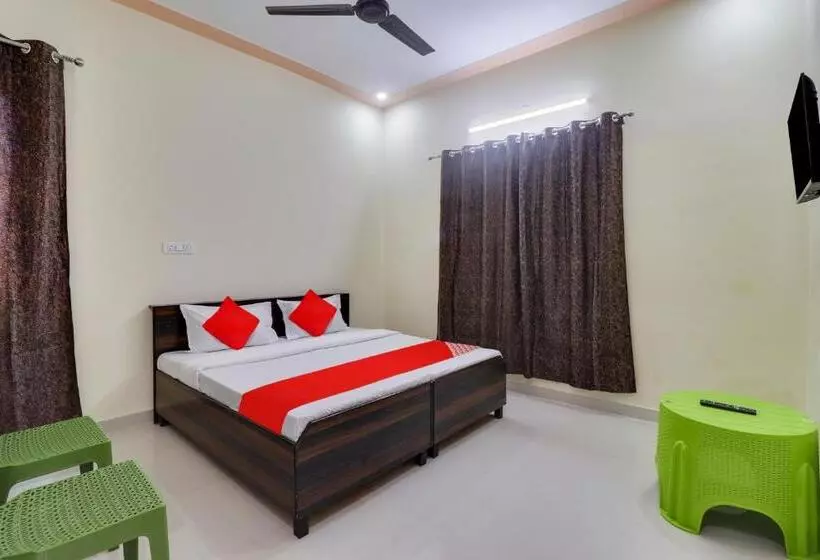 Oyo Hotel Divine Home