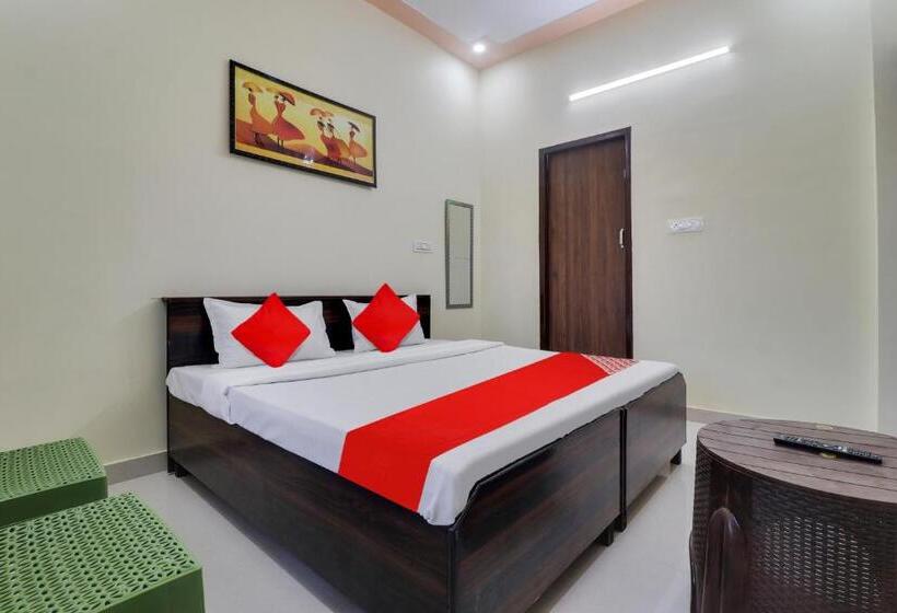 Oyo Hotel Divine Home