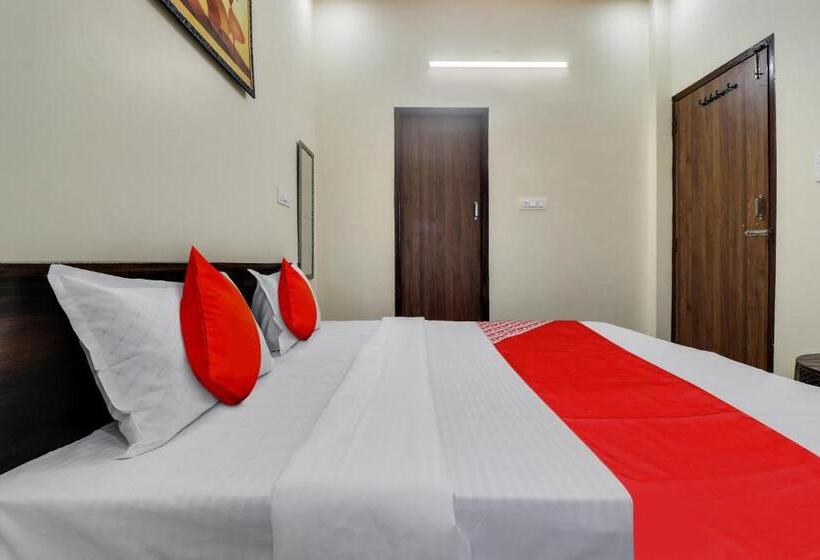 Oyo Hotel Divine Home