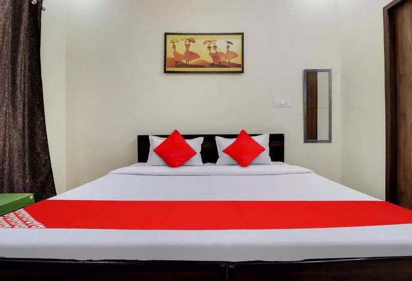 Oyo Hotel Divine Home