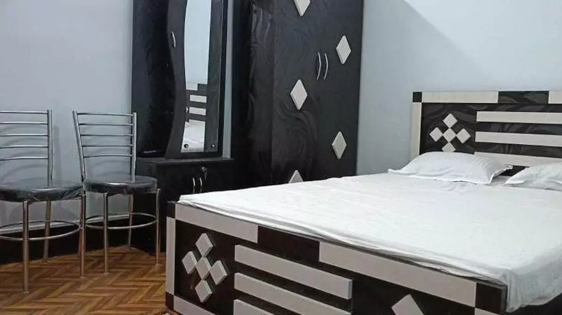 Oyo Hotel Pp Crown