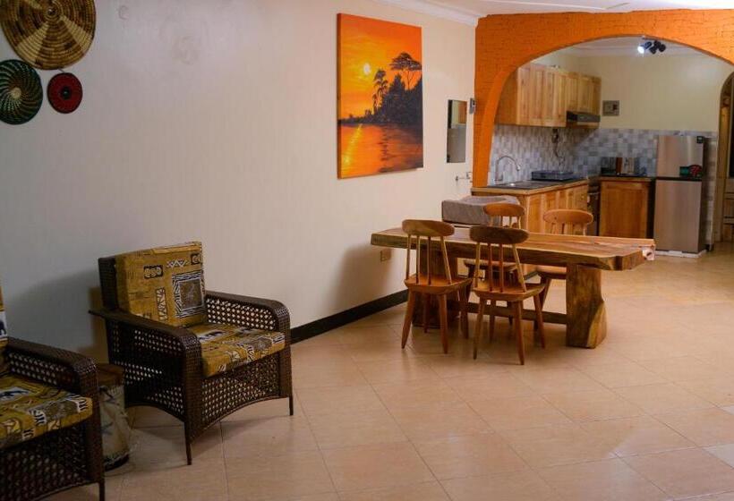 پانسیون Acacia Nest