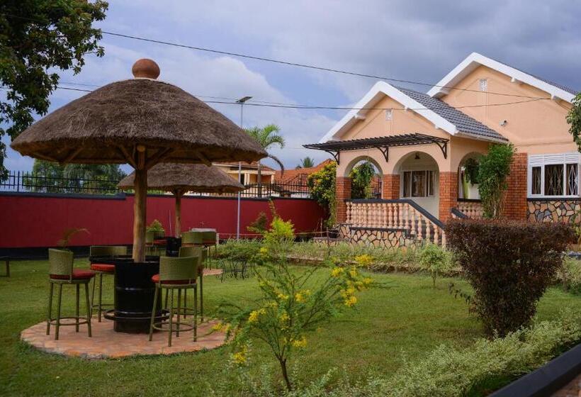 پانسیون Acacia Nest