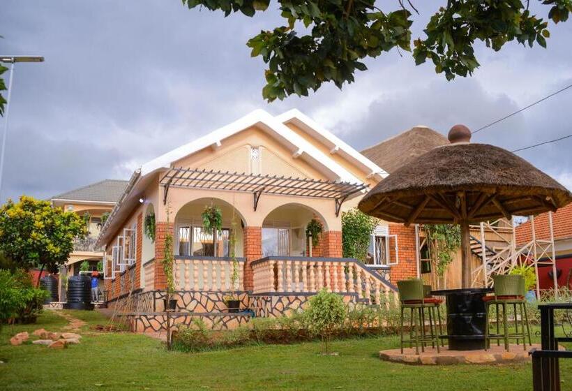 پانسیون Acacia Nest