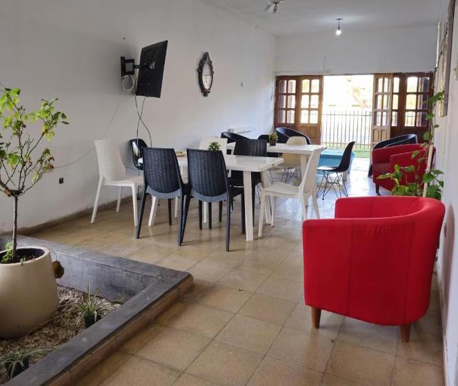 بنسيون Hostal San Antonio