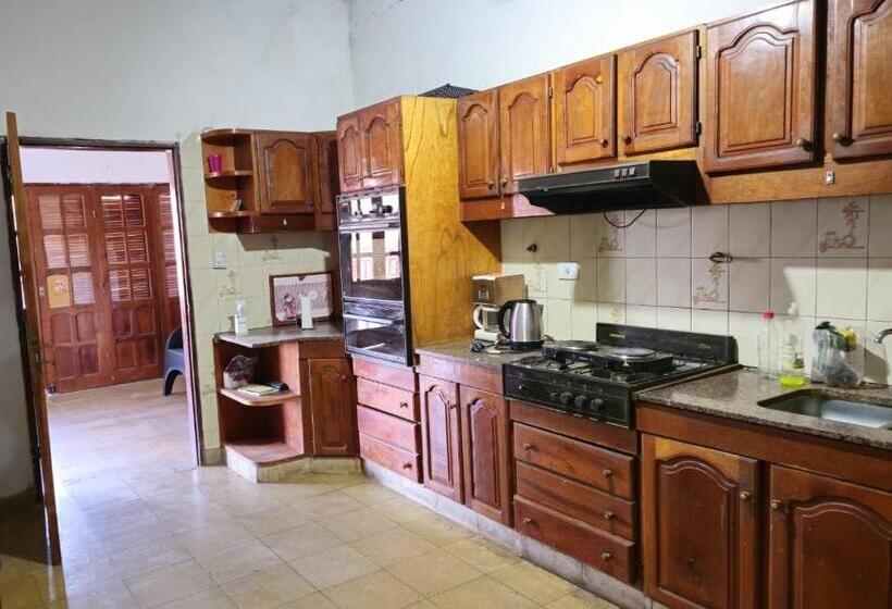 بنسيون Hostal San Antonio