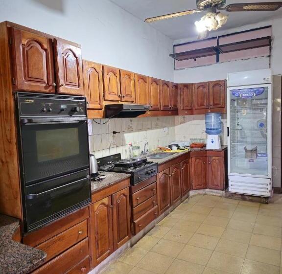 بنسيون Hostal San Antonio