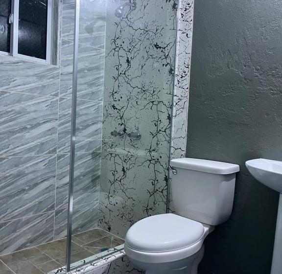 پانسیون Serenithe