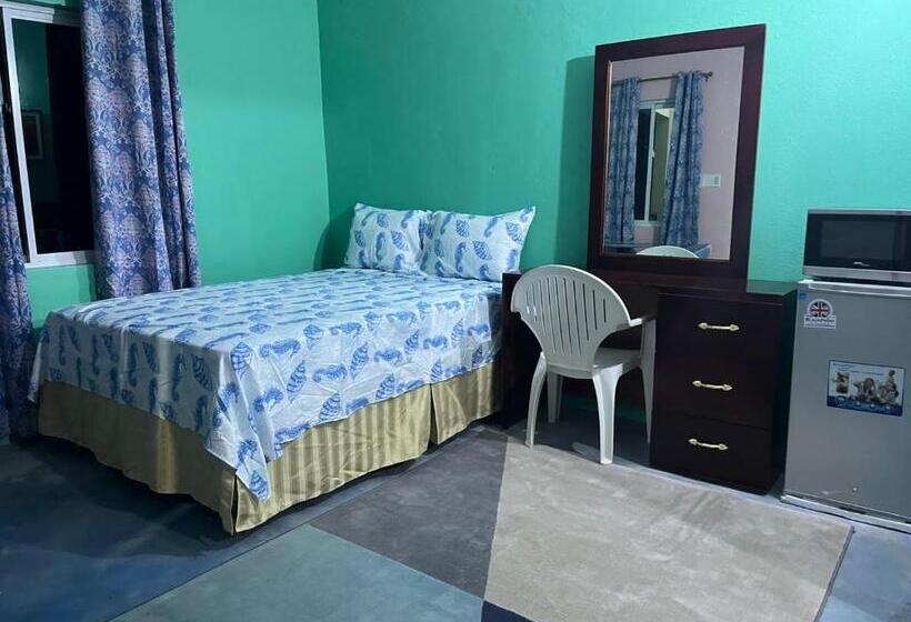 پانسیون Serenithe