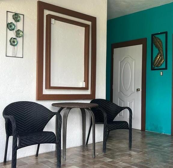 پانسیون Serenithe