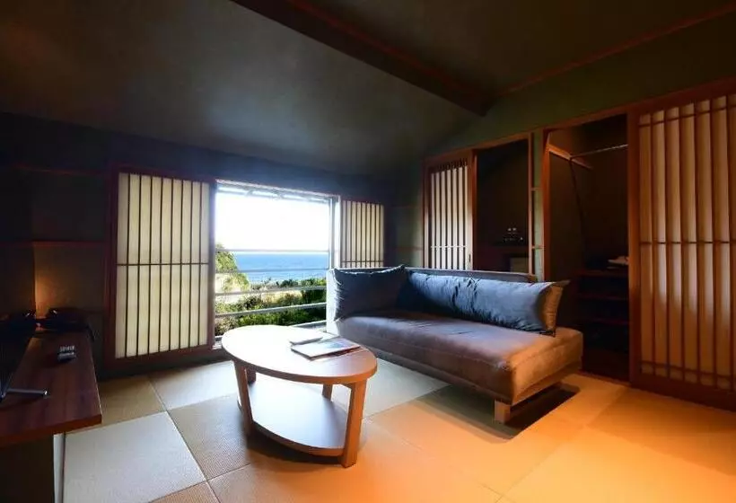 Ryokan 鵜原館  Ubarakan