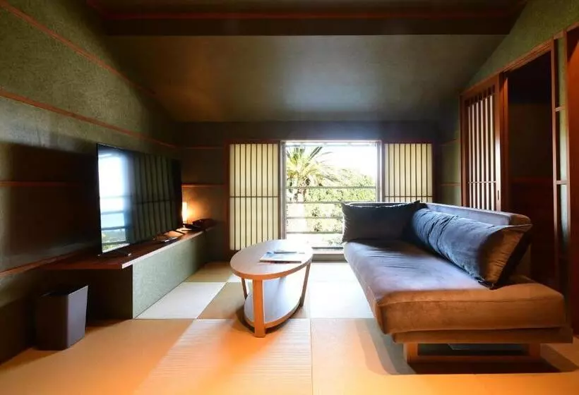 Ryokan 鵜原館  Ubarakan