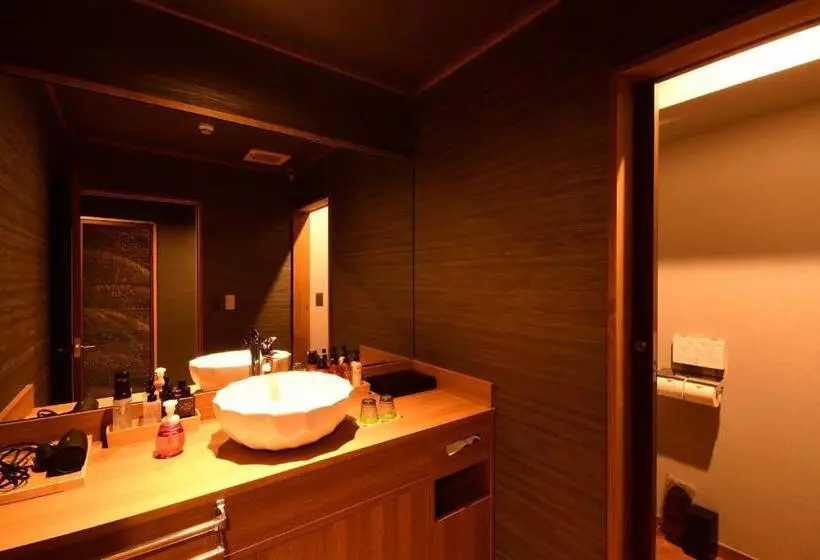 Ryokan 鵜原館  Ubarakan