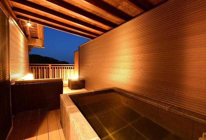 旅館 鵜原館 Ubarakan