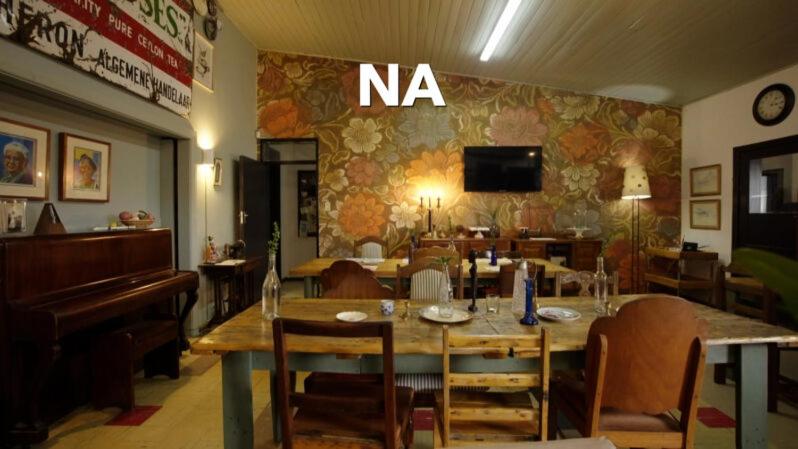 Suzies Huis Restaurant Bed And Breakfast