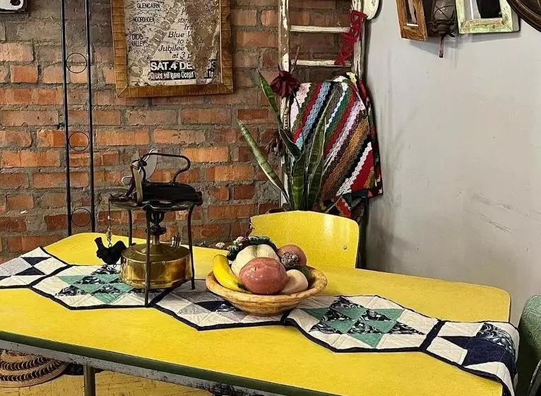 Suzies Huis Restaurant Bed And Breakfast