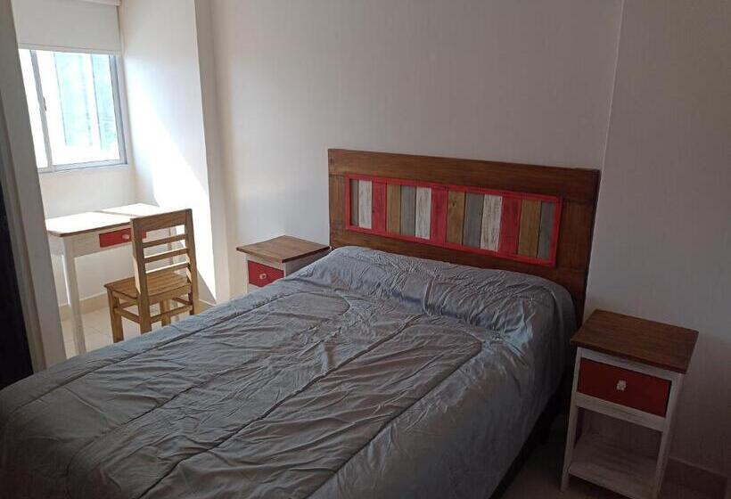 هاستل Quebrachales