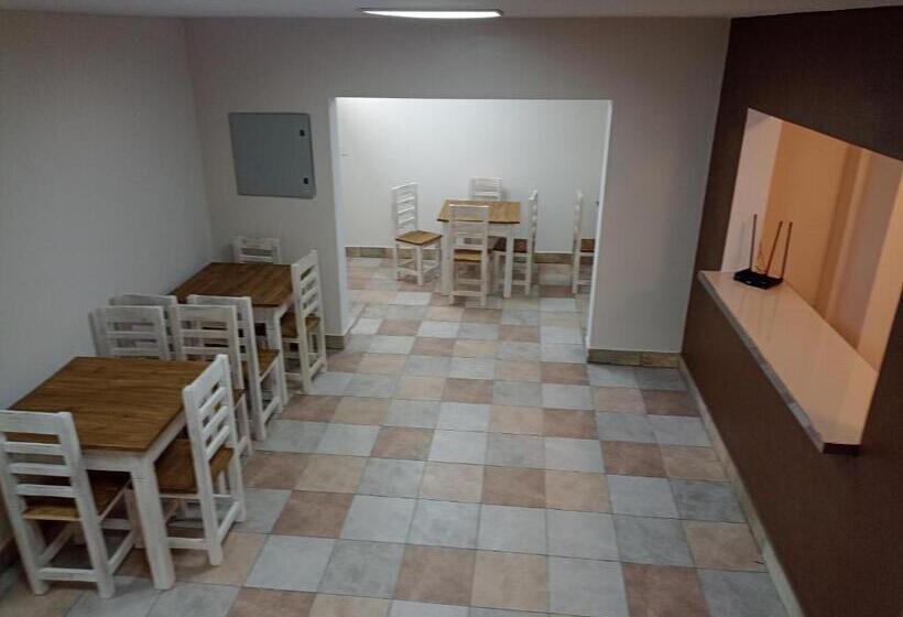 هاستل Quebrachales