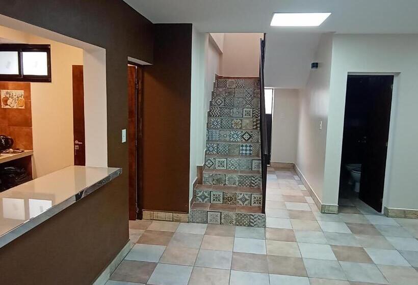 هاستل Quebrachales