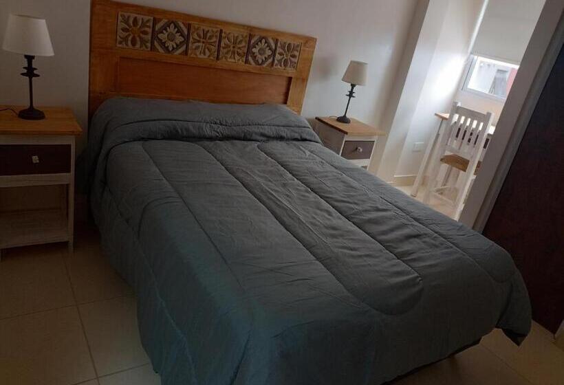 هاستل Quebrachales