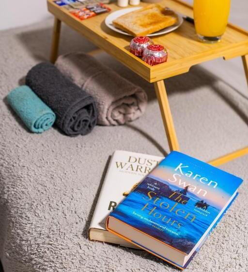 Bed and Breakfast Luxurious Double Rooms With Private Bath And Free Breakfast, Wi Fi