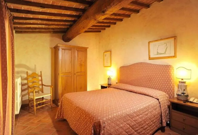 Farmhouse With Swimming Pool Surrounded By Greenery In San Donato Fronzano, Apartments With Air Cond