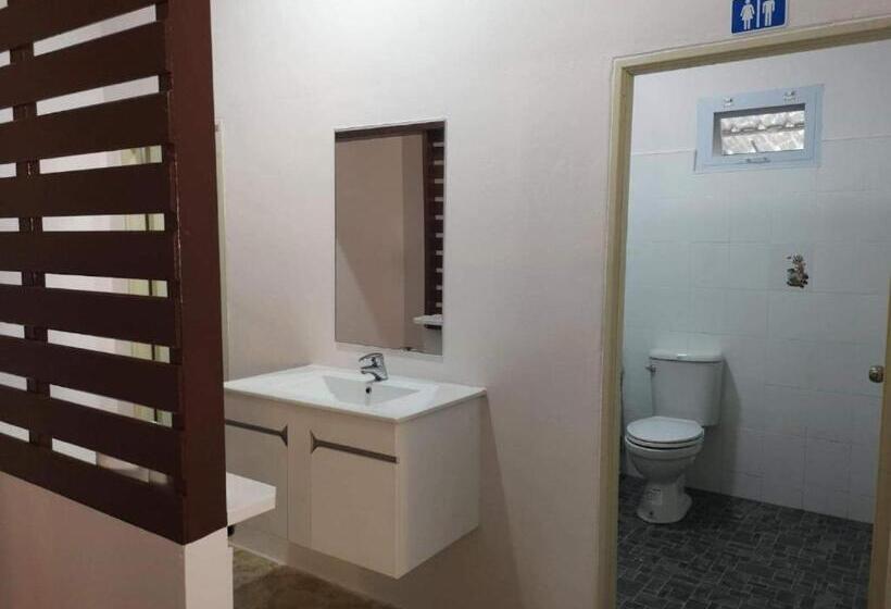 Hotel Baan Sabaijai Viking Home