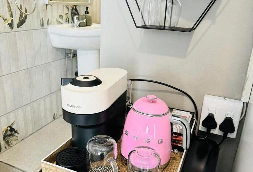 ホテル C Est La Vie Boutique