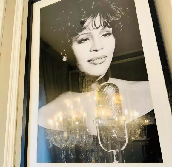 Hotelli C Est La Vie Boutique