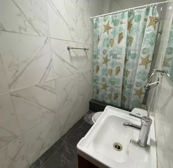 هتل Hostal El Raco