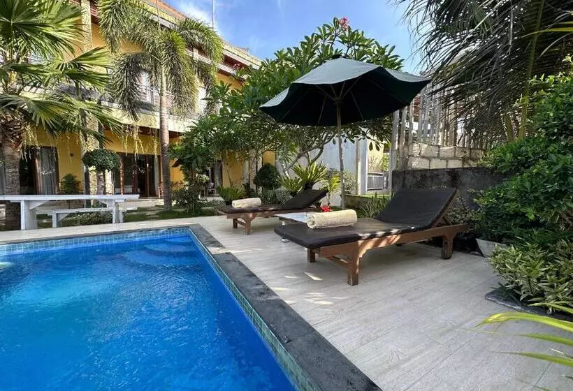 Kelingking Sunset Point Hotel & Spa