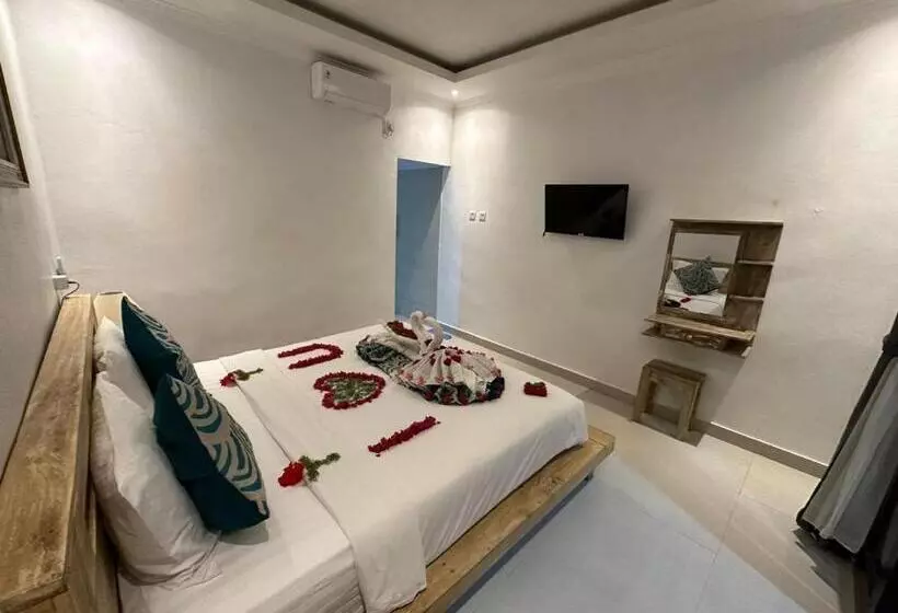 Kelingking Sunset Point Hotel & Spa