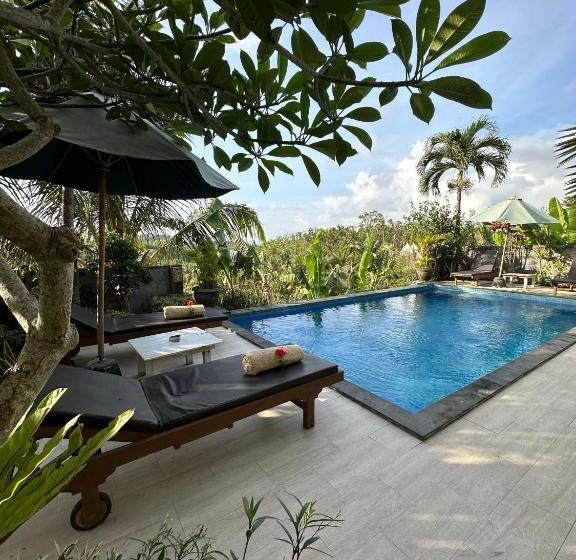 Kelingking Sunset Point Hotel & Spa