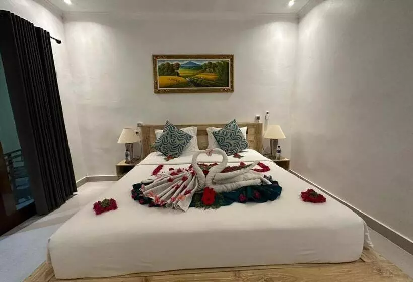 Kelingking Sunset Point Hotel & Spa