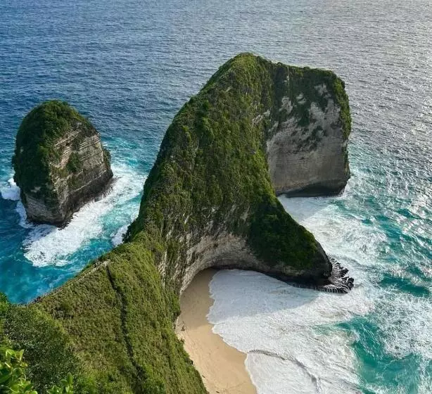 Kelingking Sunset Point Hotel & Spa