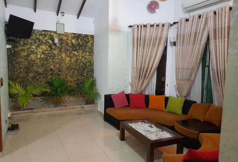 فندق La Villa Katunayake