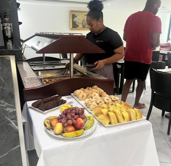 هتل Residencial Santo Amaro