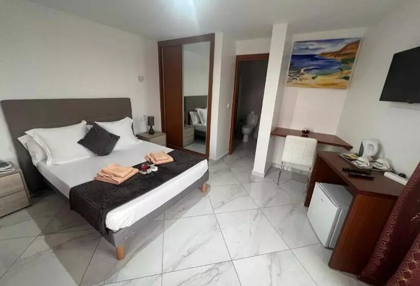 هتل Residencial Santo Amaro