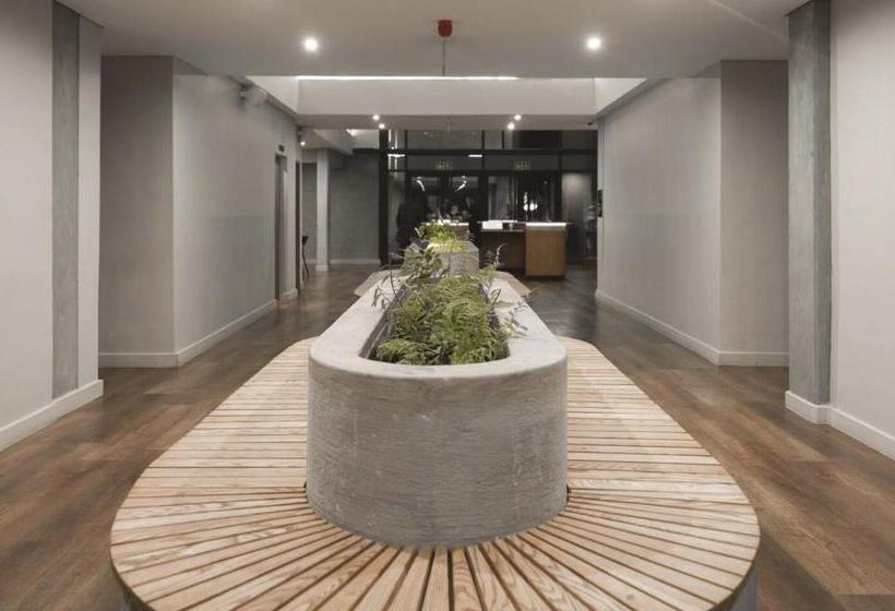 Отель Sandton Studio Luxury, Comfort & Unique Stay