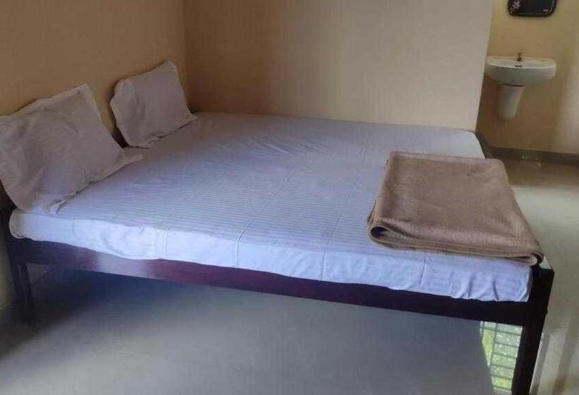 Hotel Spot On Sree Yamuna Tourist Home